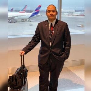 Meet your Posher, Aaron